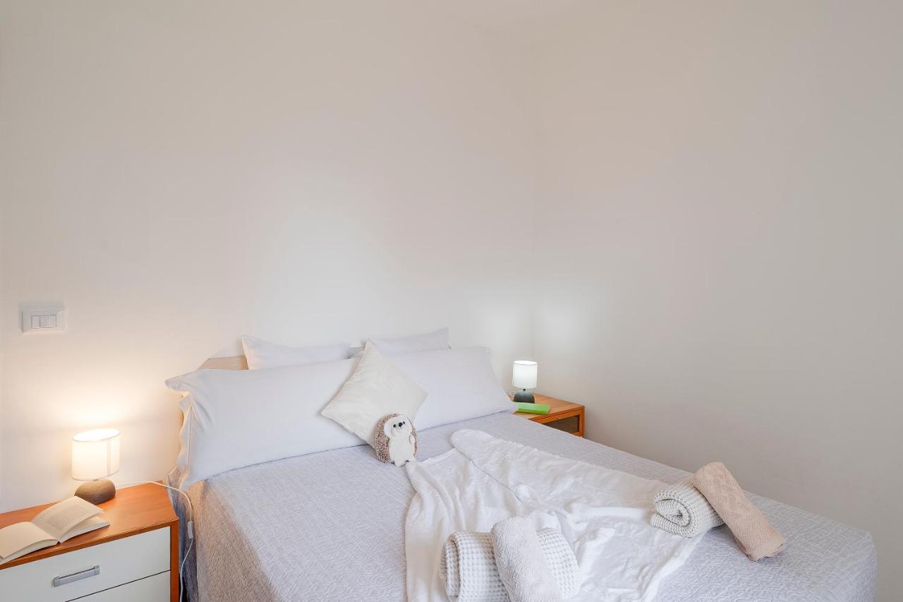 Appartement Near The Sea - Wifi And Parking à Vintimille Extérieur photo